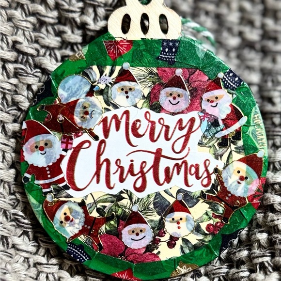 New Handmade 3”x3” wooden “Merry Christmas” tree ornament $11 - Picture 2 of 8